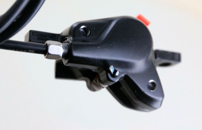 Дисковый тормоз Shimano MT201 Acera гидравлический, задний (правая ручка Shimano BL-MT201 Acera, калипер, гидролиния 1700мм)